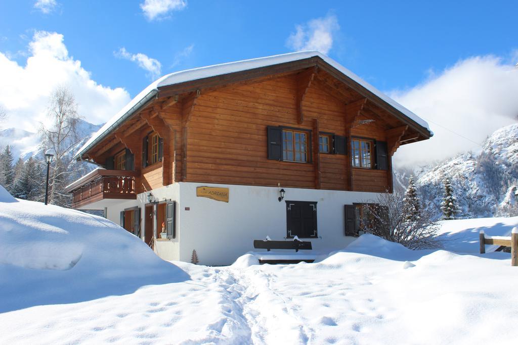 Chalet Charming Grachen Bagian luar foto
