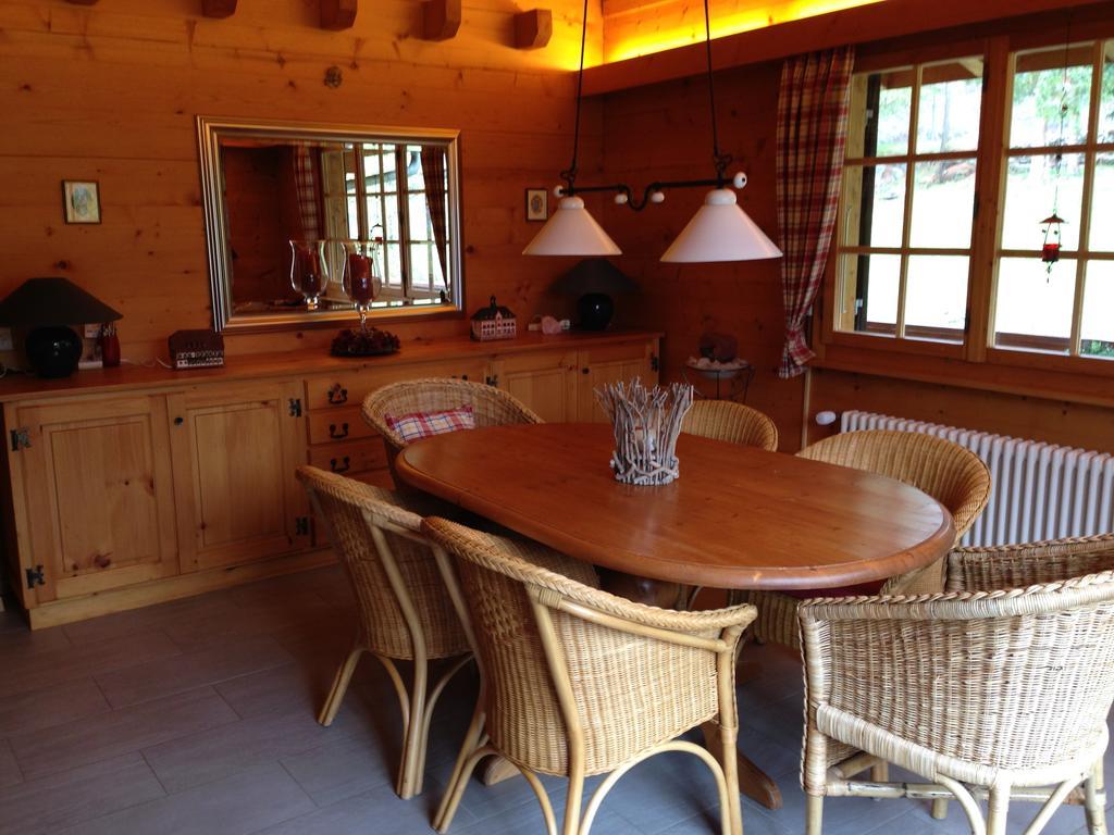 Chalet Charming Grachen Bagian luar foto